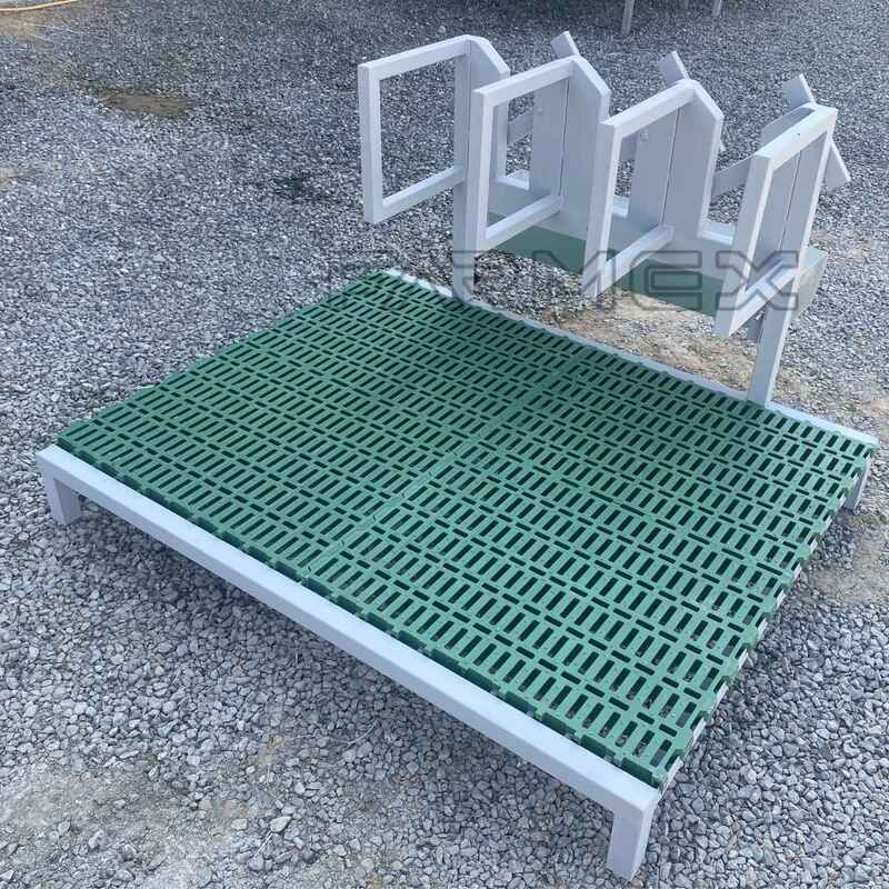 Headlock for Goat Sheep 3U with Base-Painted Metal Steel Headlock for Goat Sheep 3U with Base-Painted Metal Steel