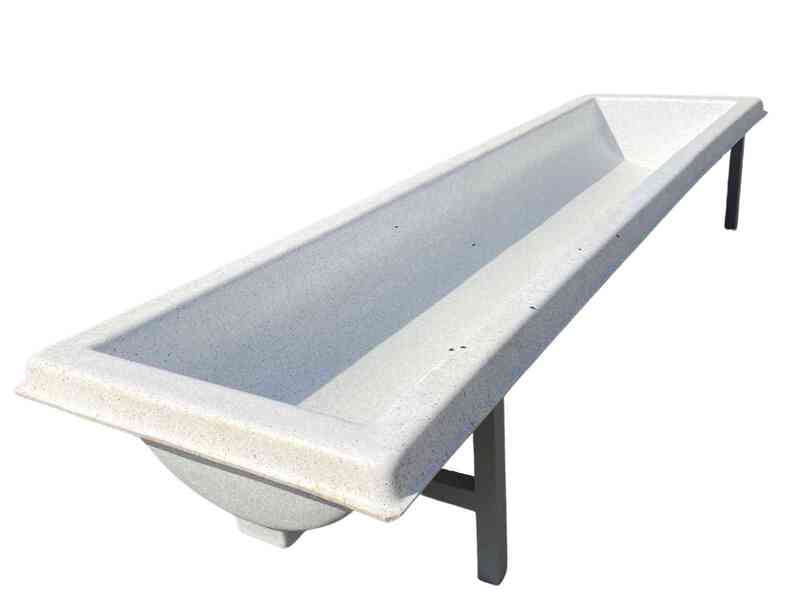 Water Feeder Trough 200 Liter Farmex FT200 Water Feeder Trough 200 Liter Farmex FT200